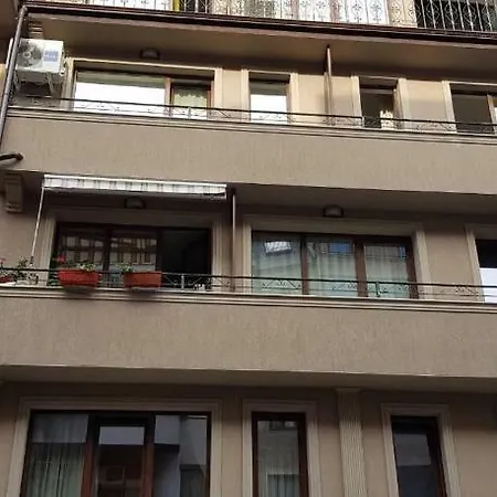 Luxury In Center 2 Apartment *