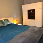Luxury In Center 2 Apartment