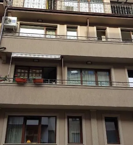 Luxury In Center 2 Apartment *