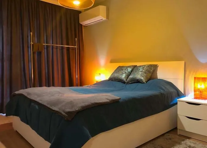 Luxury In Center 2 * Varna